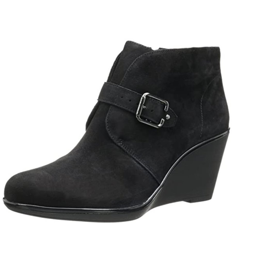 Clarks Women's Daylily Surety Wedge Boot